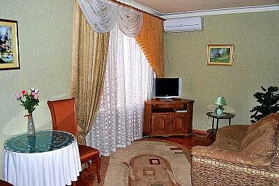 Гостиница Никопол Шахты-148