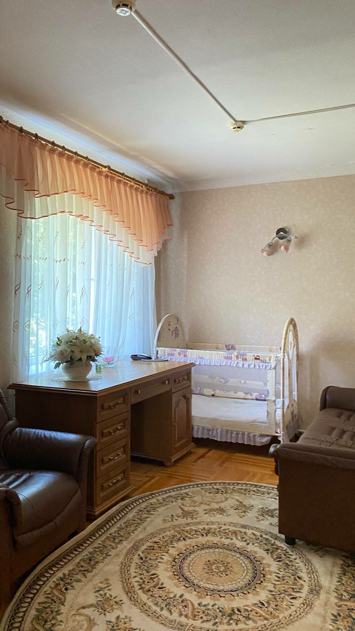 Гостиница Никопол Шахты-54