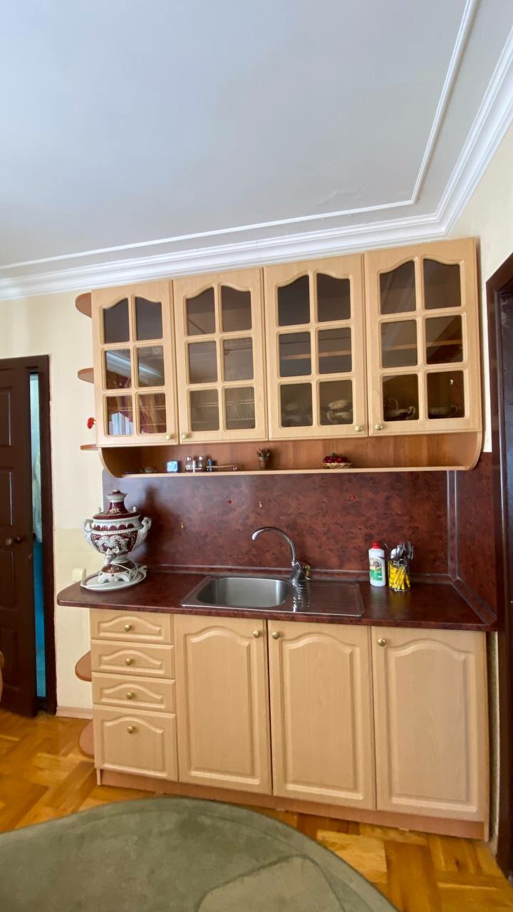 Гостиница Никопол Шахты-18