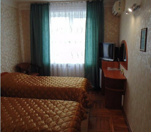 Гостиница Никопол Шахты-172