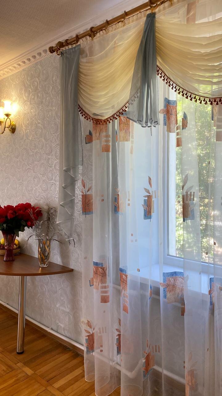 Гостиница Никопол Шахты-55