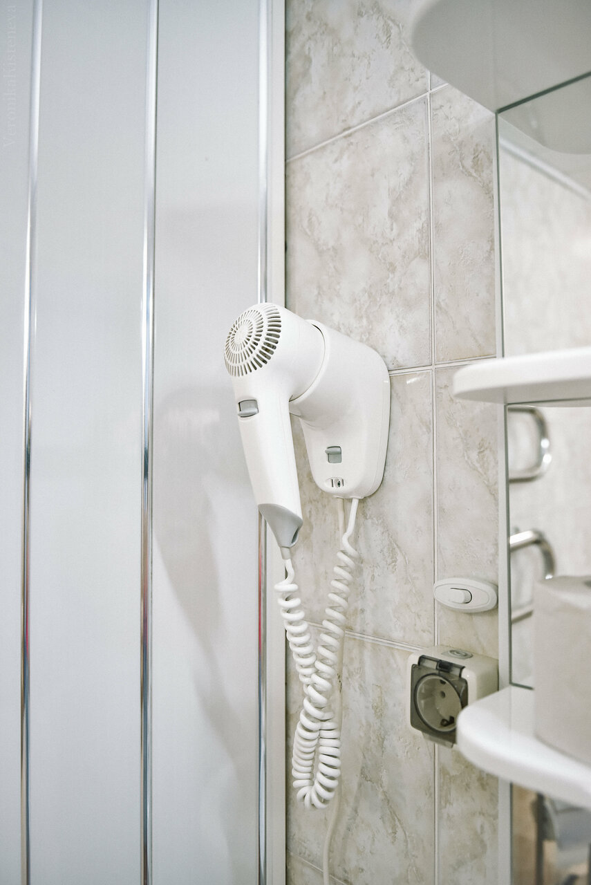 Гостиница Никопол Шахты-137