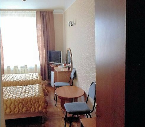 Гостиница Никопол Шахты-95