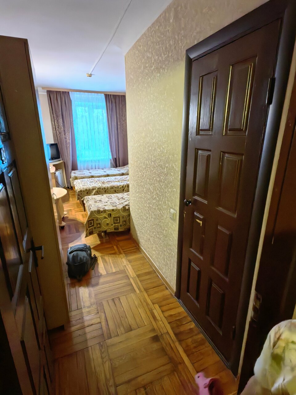 Гостиница Никопол Шахты-231