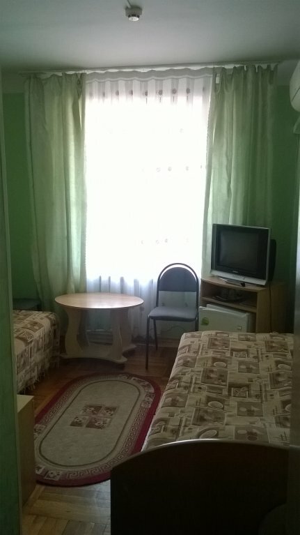 Гостиница Никопол Шахты-182