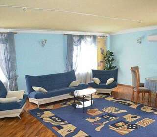 Гостиница Никопол Шахты 3-комнатный номер комфорт-2