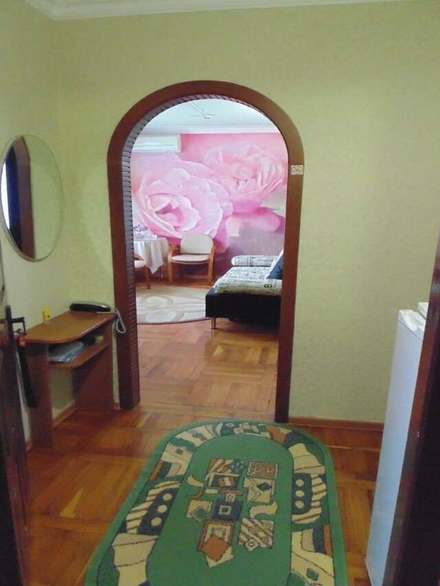 Гостиница Никопол Шахты-114