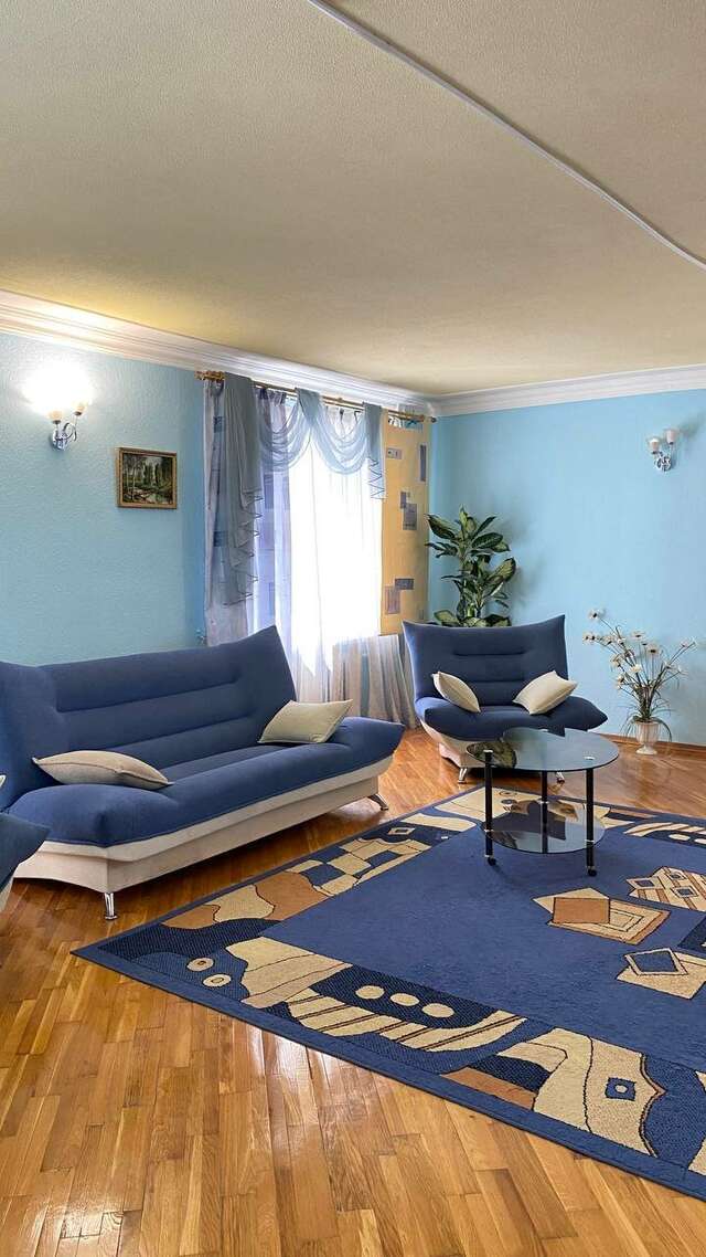 Гостиница Никопол Шахты-39