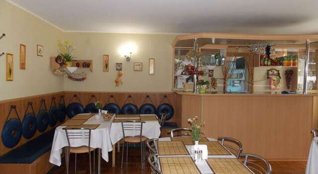 Гостиница Никопол Шахты-127