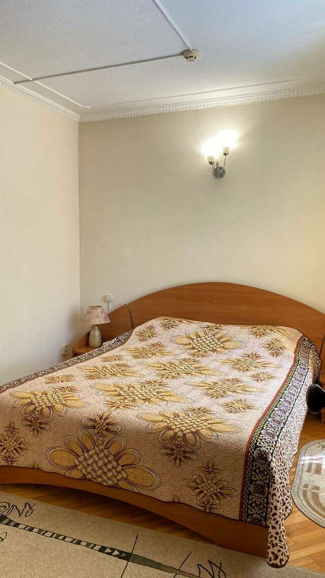 Гостиница Никопол Шахты-40