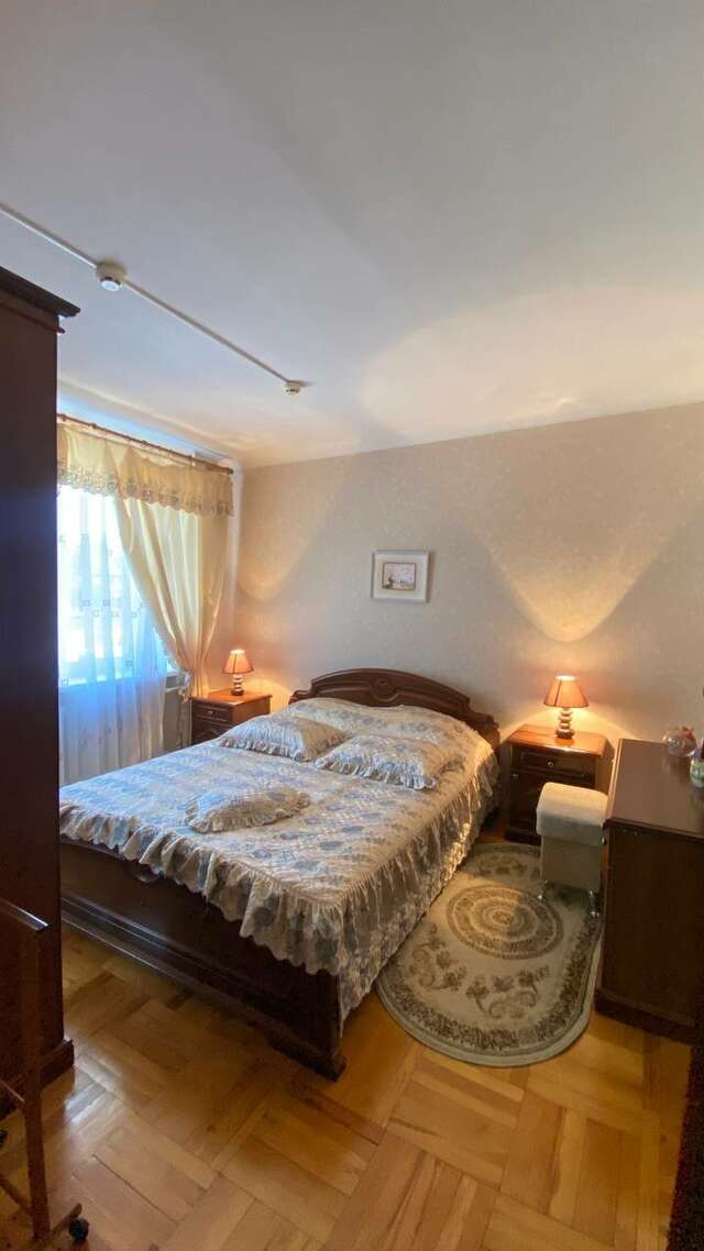 Гостиница Никопол Шахты-47