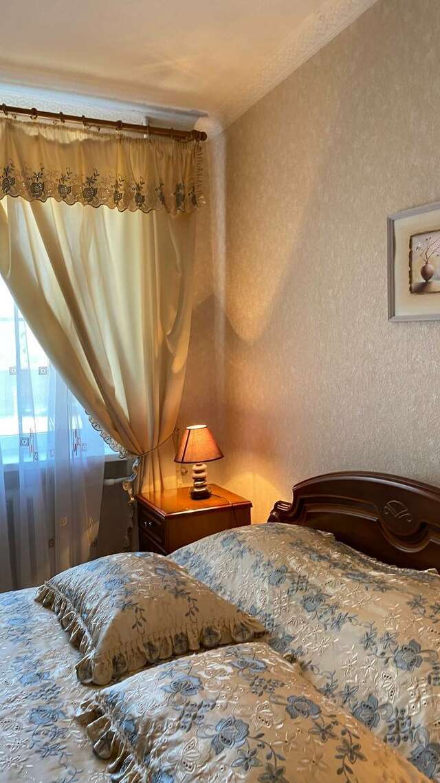 Гостиница Никопол Шахты-50