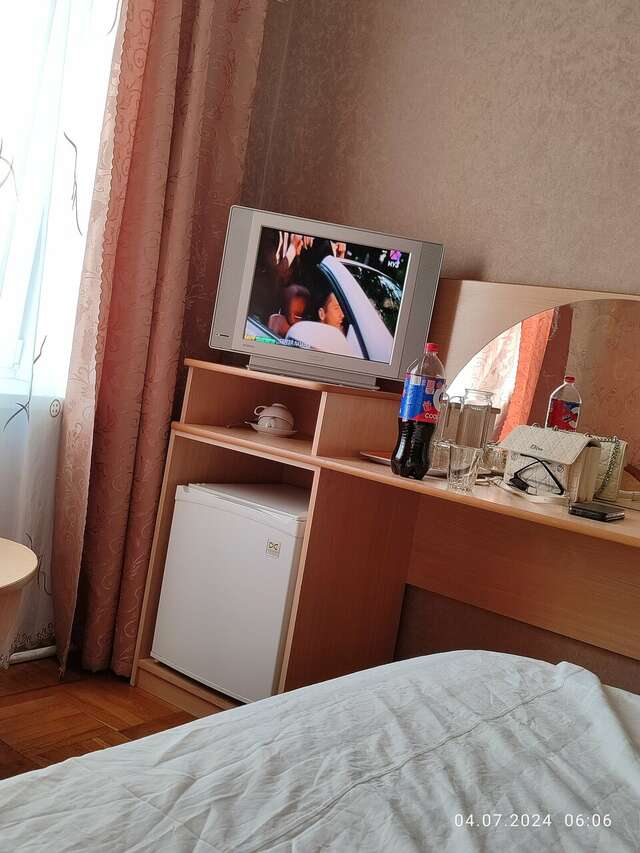 Гостиница Никопол Шахты-232