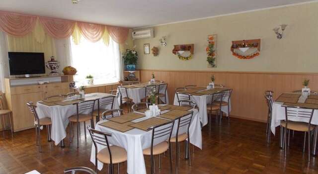 Гостиница Никопол Шахты-167