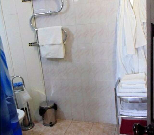 Гостиница Никопол Шахты-173