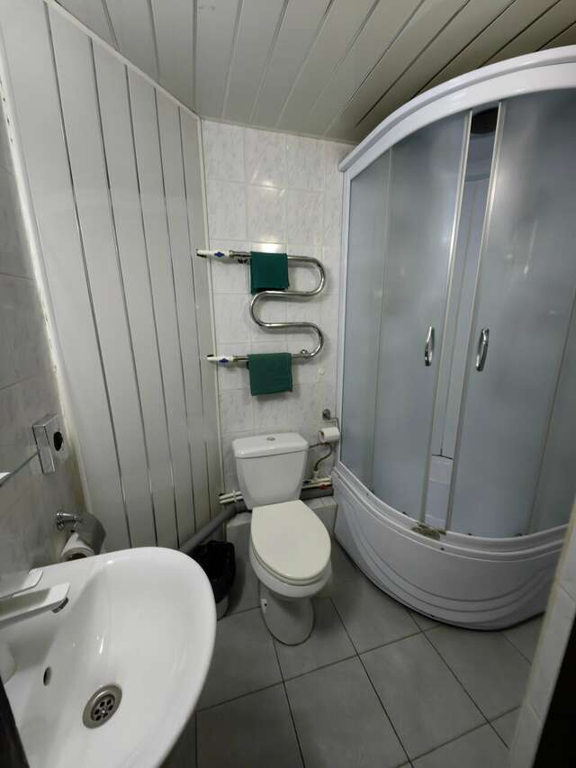 Гостиница Никопол Шахты-233