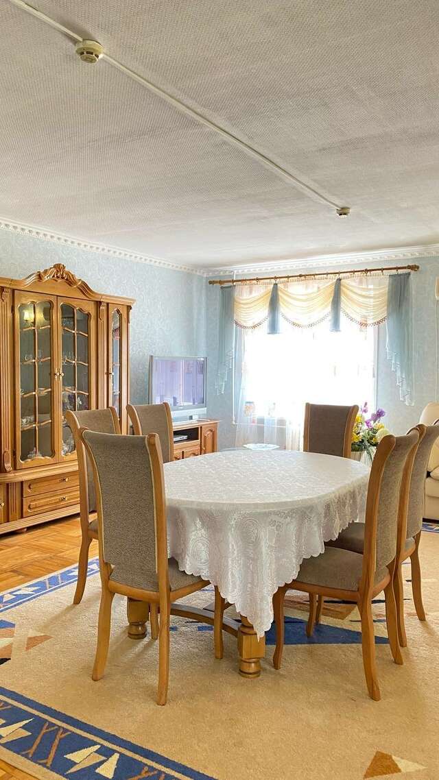 Гостиница Никопол Шахты-52