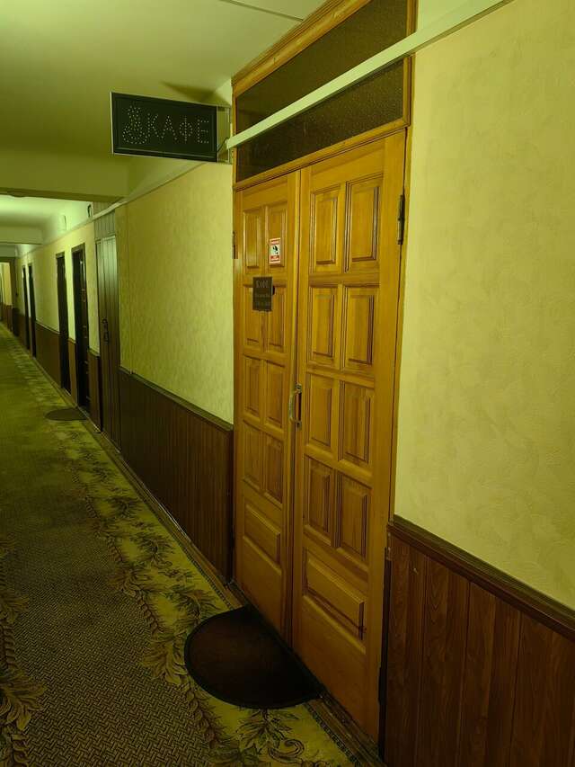 Гостиница Никопол Шахты-222