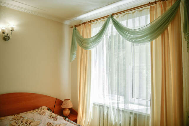 Гостиница Никопол Шахты-109