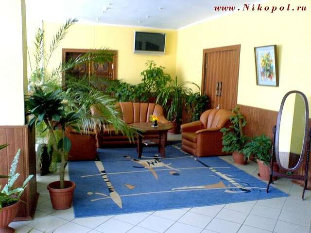 Гостиница Никопол Шахты-5