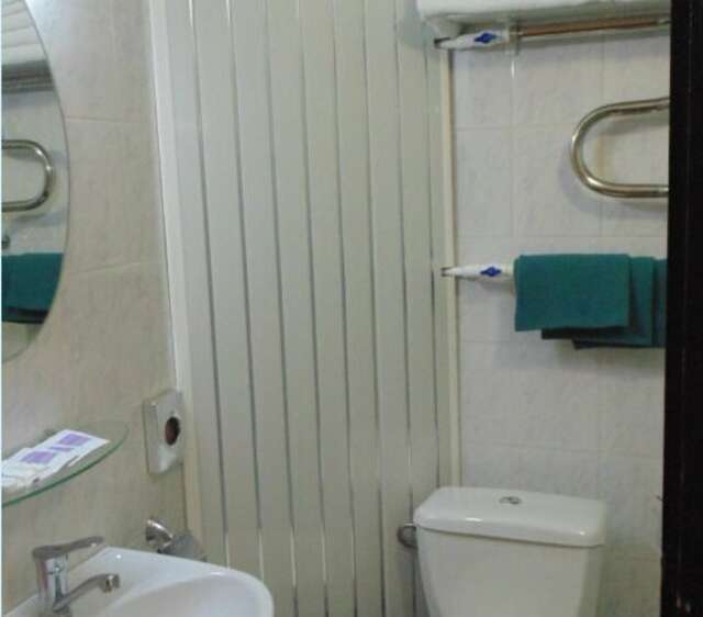 Гостиница Никопол Шахты-184