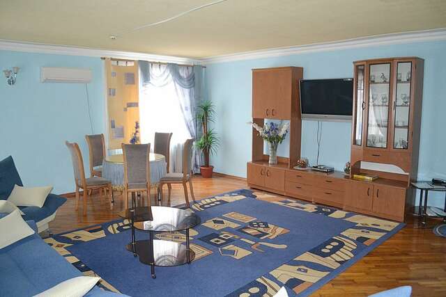 Гостиница Никопол Шахты-108